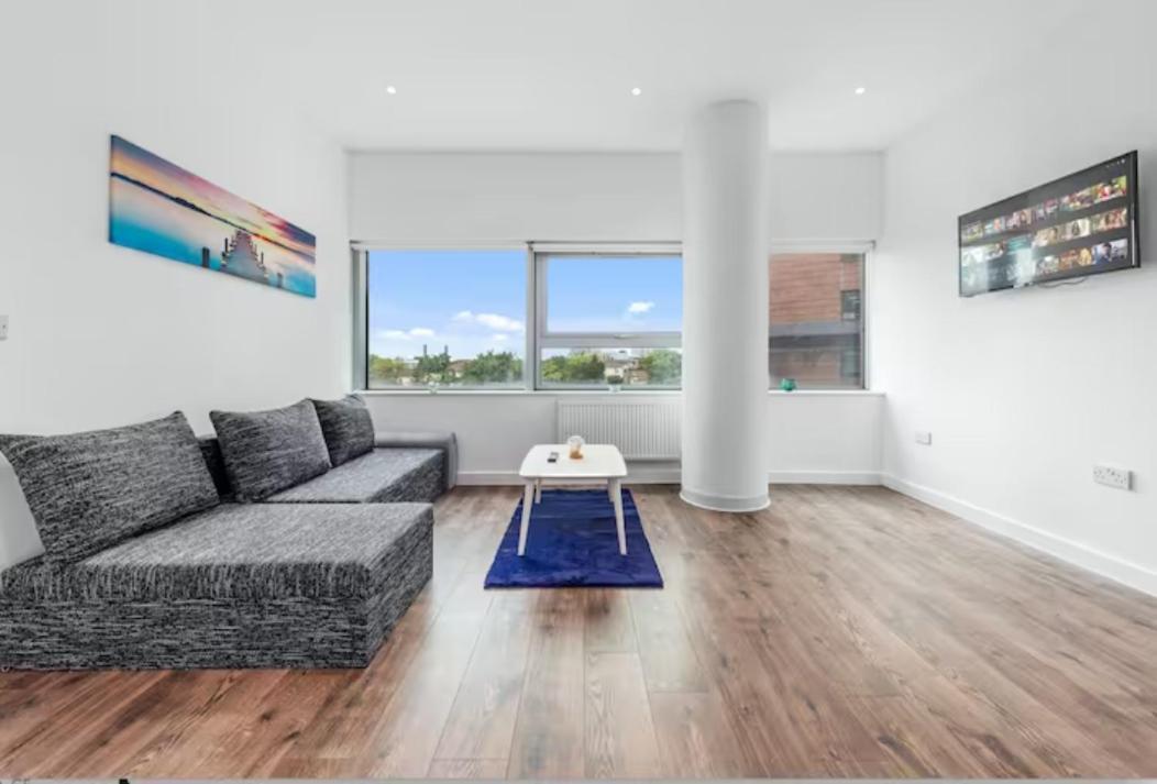 克罗伊登Airy 2Br Flat Delta London Dp332公寓 外观 照片