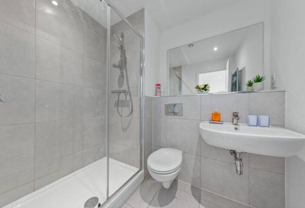 克罗伊登Airy 2Br Flat Delta London Dp332公寓 外观 照片